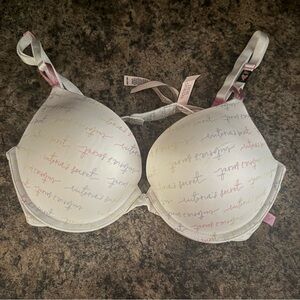 NWT Victoria's Secret push up Bra with Colorful Script size 36C